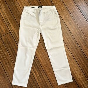Talbot’s flawless 5 pocket jeans, white- slim ankle size 12